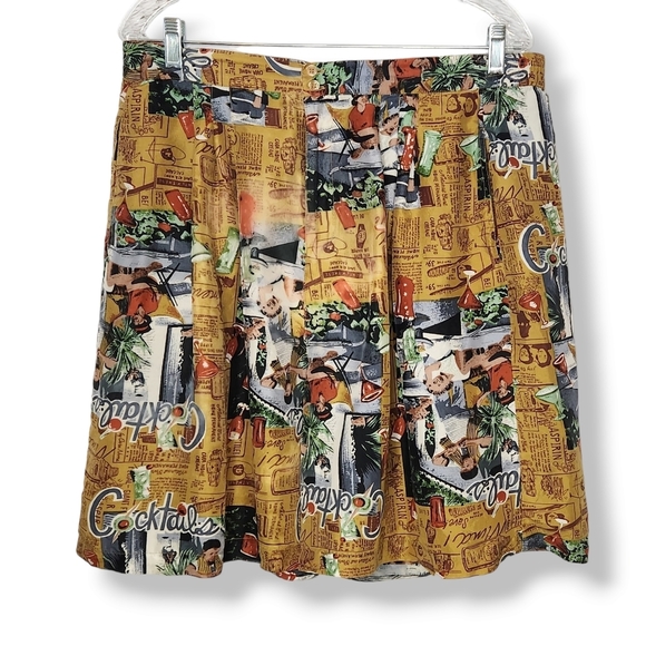 Vintage 100% Silk Printed Cocktails High Waisted Shorts with Pockets Size Large